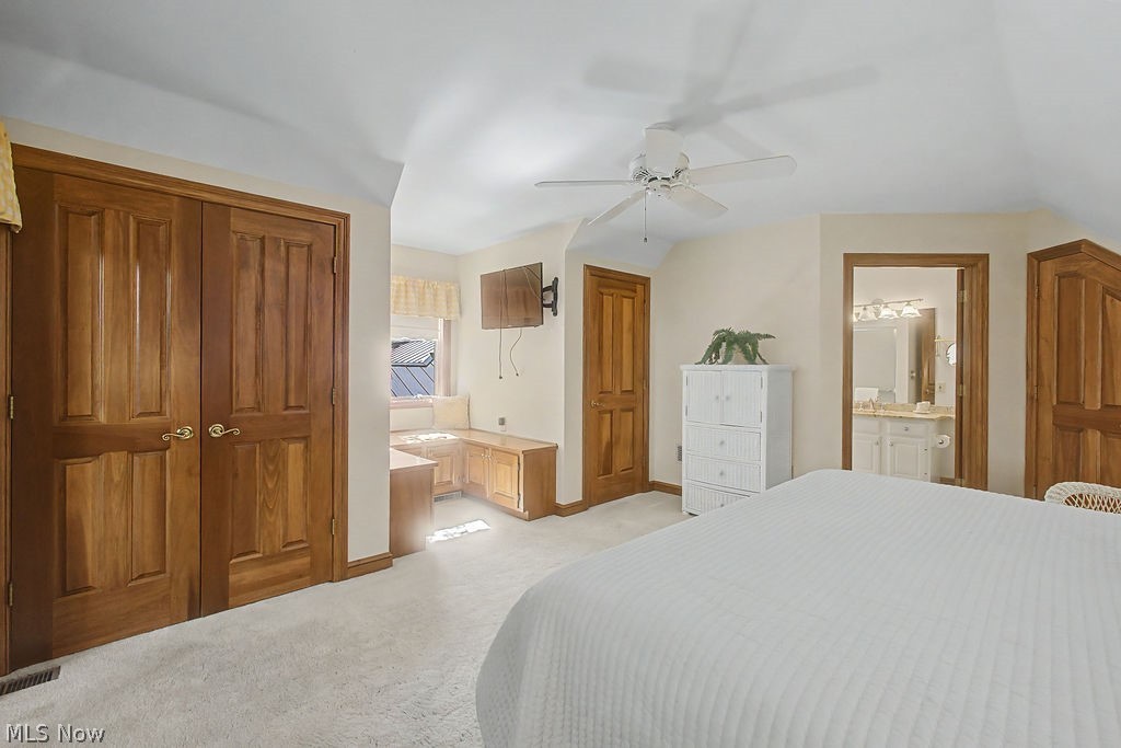 637 King Beach Drive Property Photo 27
