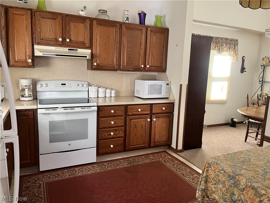 638 Cobblestone Court Property Photo 10