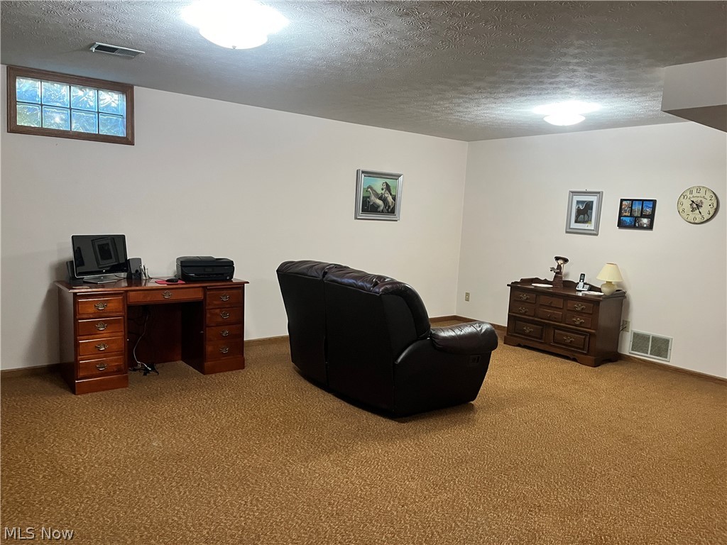 638 Cobblestone Court Property Photo 12