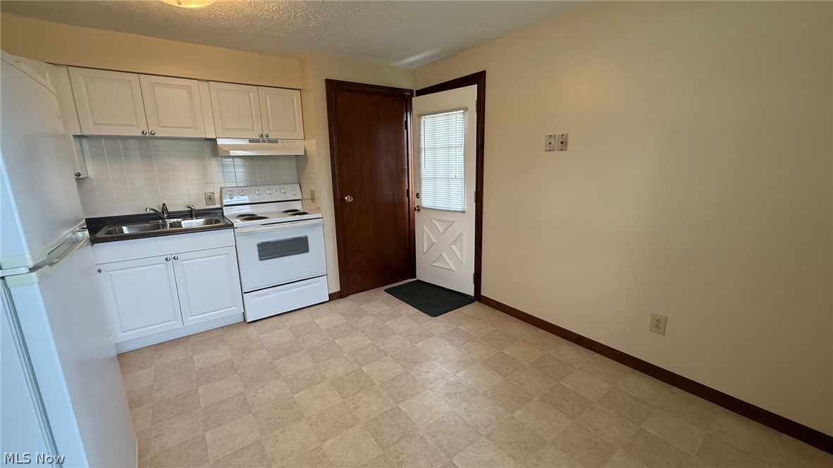 2900 Thackeray Avenue Nw Property Photo 5