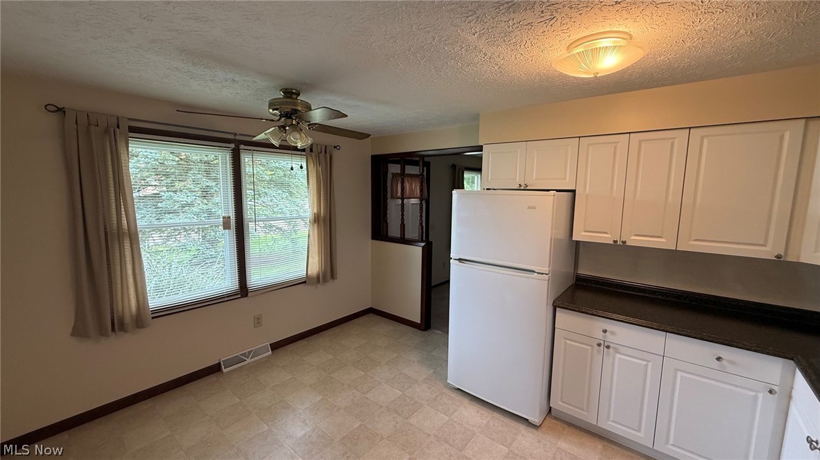 2900 Thackeray Avenue Nw Property Photo 6
