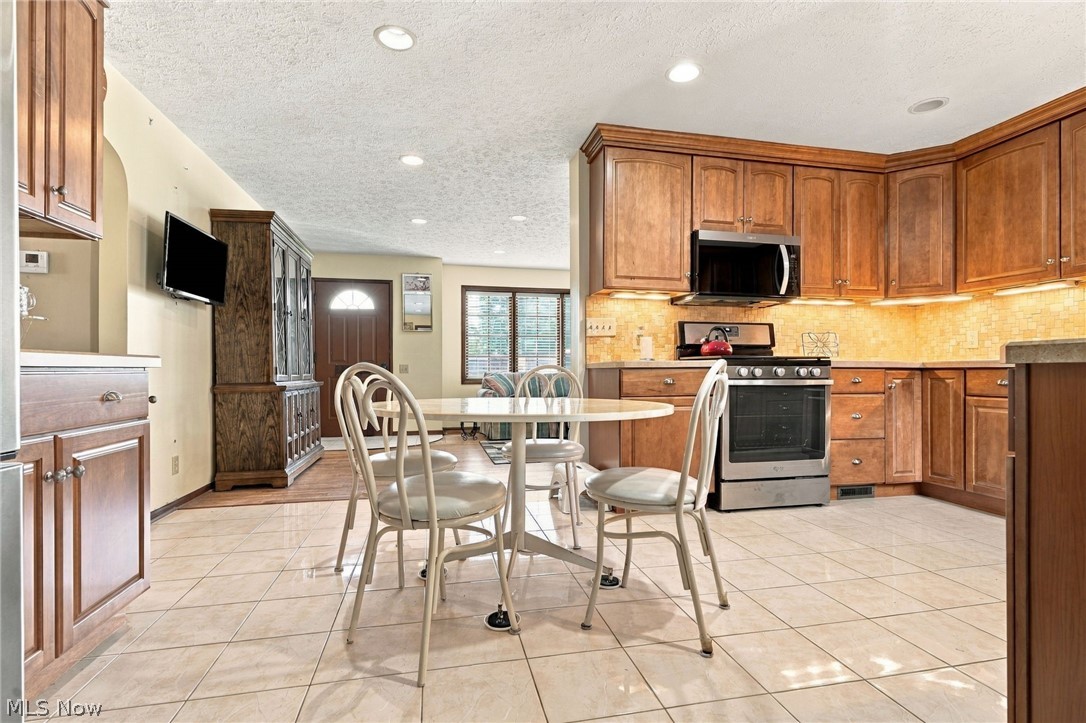 4107 Ashwood Street Nw Property Photo 10