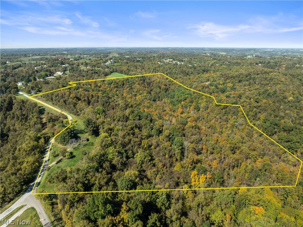 62012 Hawthorne Hill Road Property Photo 1