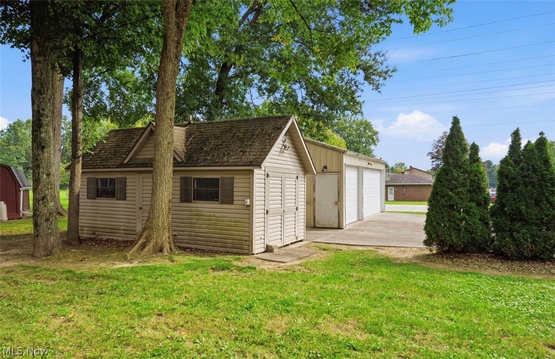 715 Oakridge Drive Property Photo 30