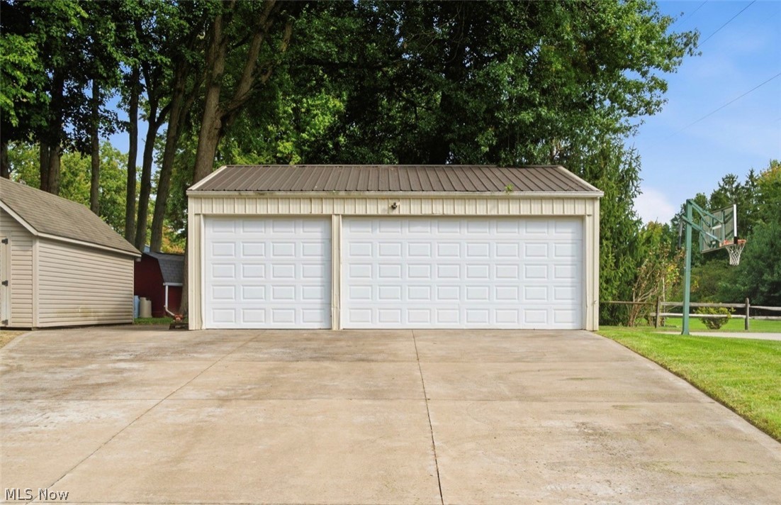 715 Oakridge Drive Property Photo 31