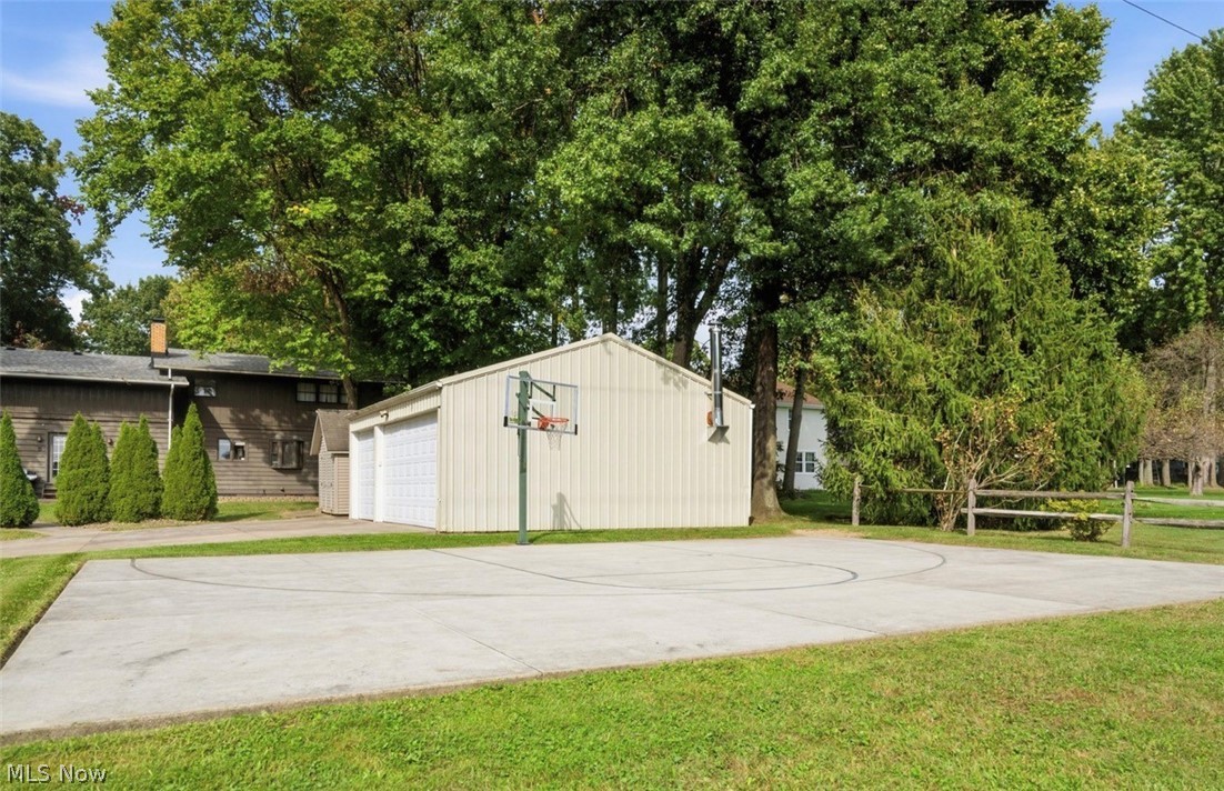 715 Oakridge Drive Property Photo 33