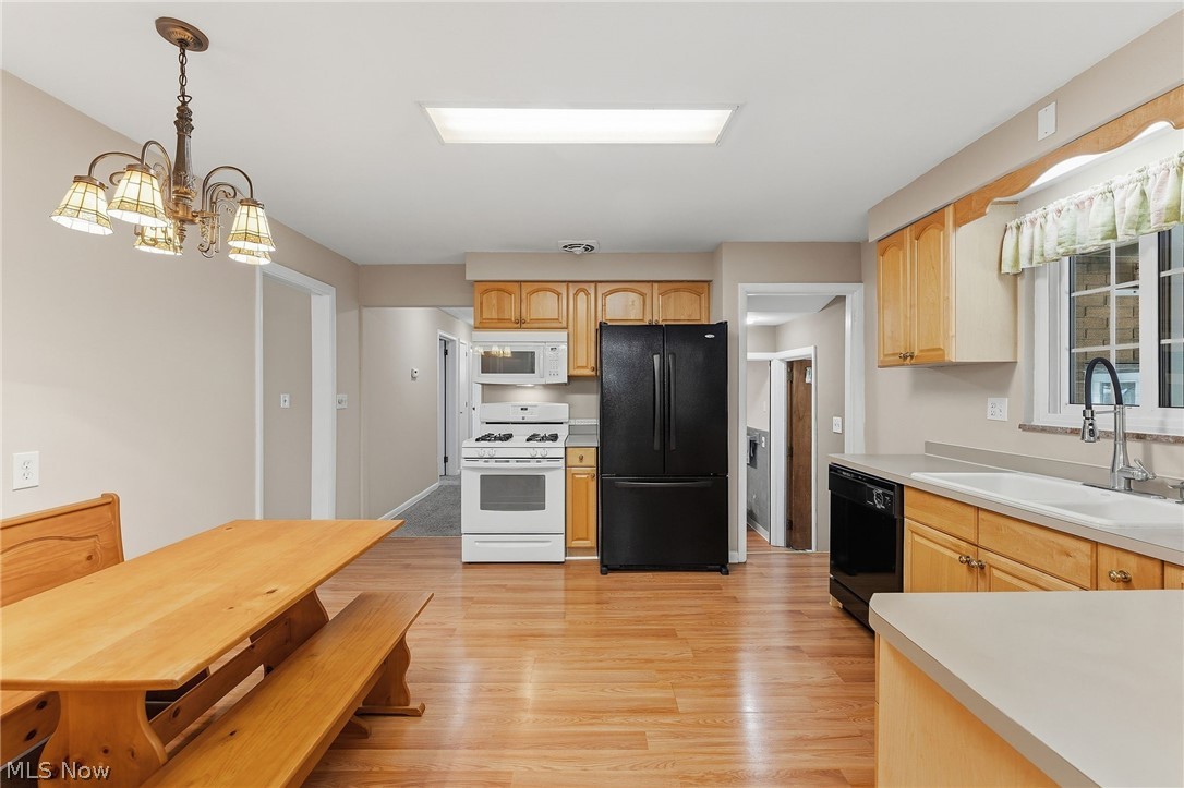 3745 Dentzler Road Property Photo 6