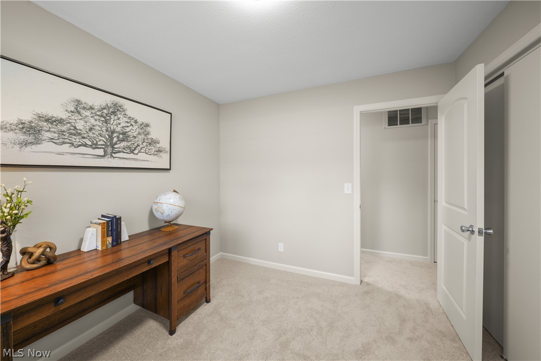 295 Cambridge Drive Property Photo 19