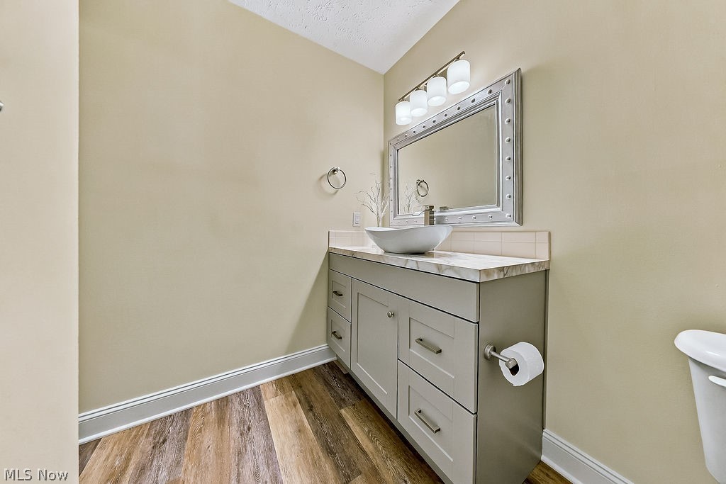 2033 Carlile Drive Property Photo 7