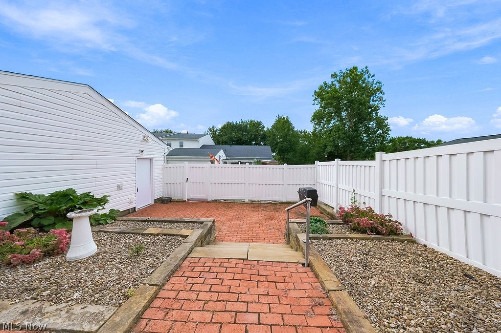 2033 Carlile Drive Property Photo 36