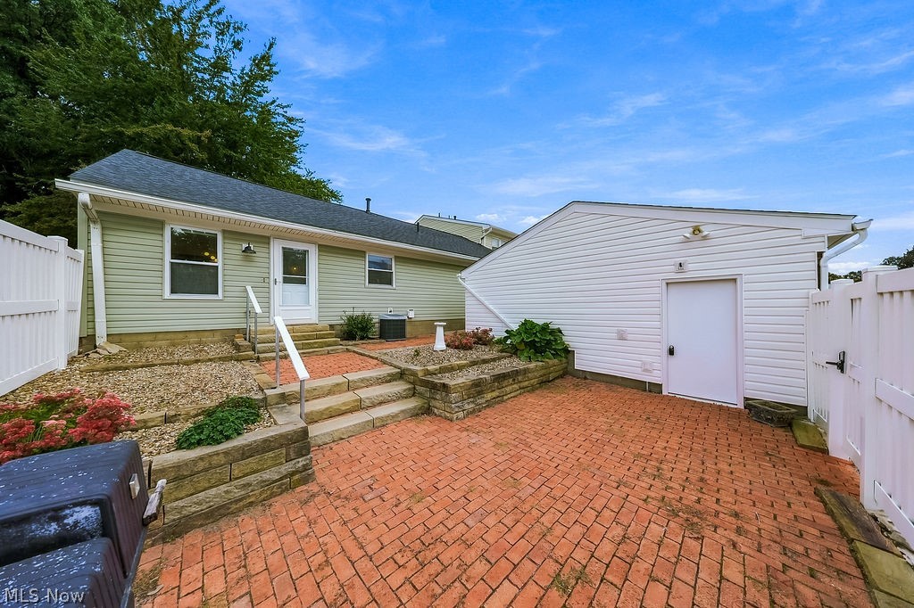 2033 Carlile Drive Property Photo 41