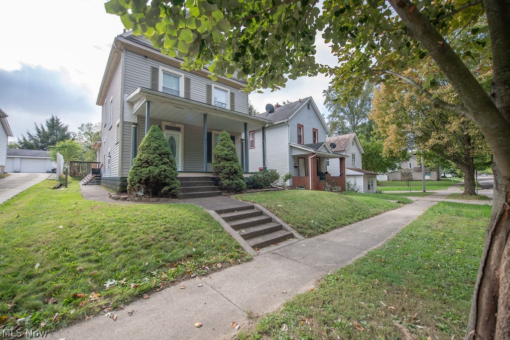 426 E Front Street Property Photo 2