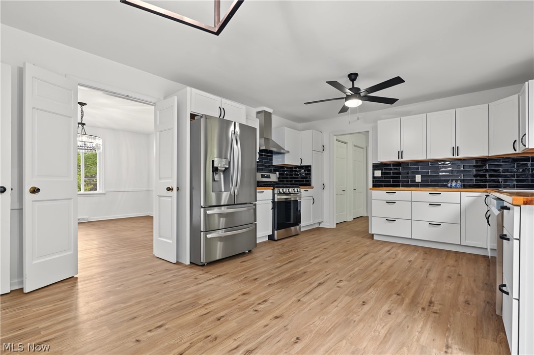 6785 Tanglewood Drive Property Photo 9