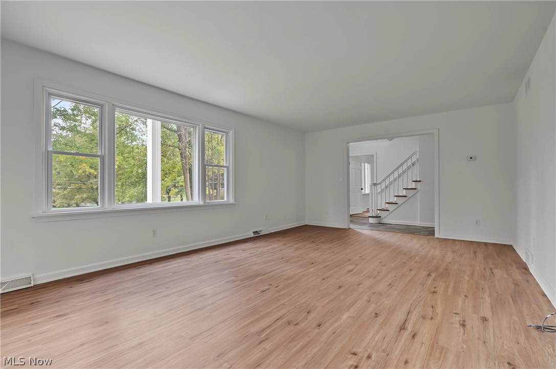 6785 Tanglewood Drive Property Photo 18