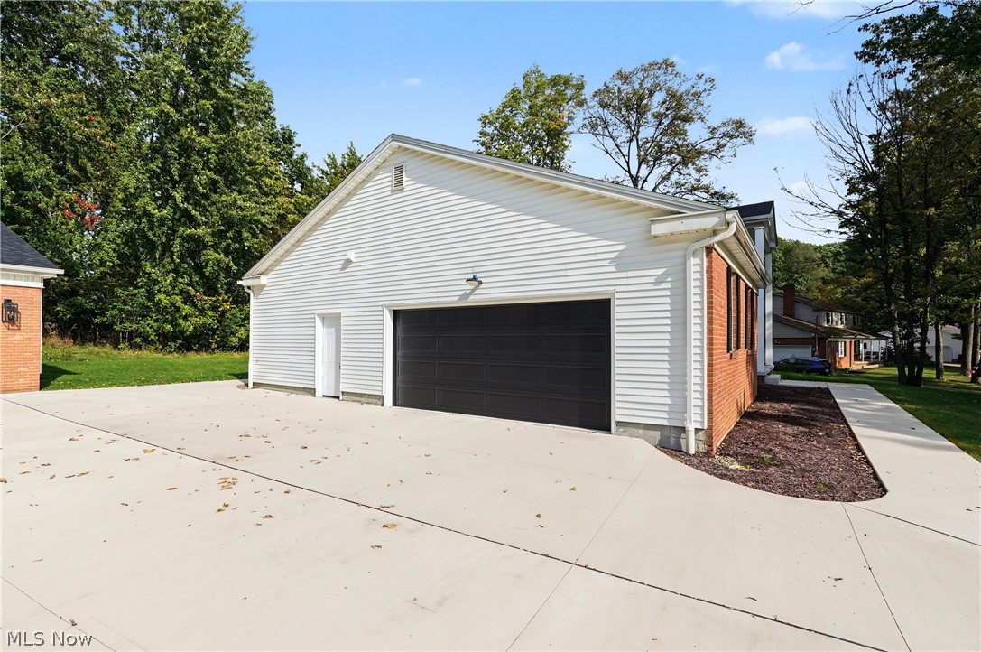 6785 Tanglewood Drive Property Photo 45