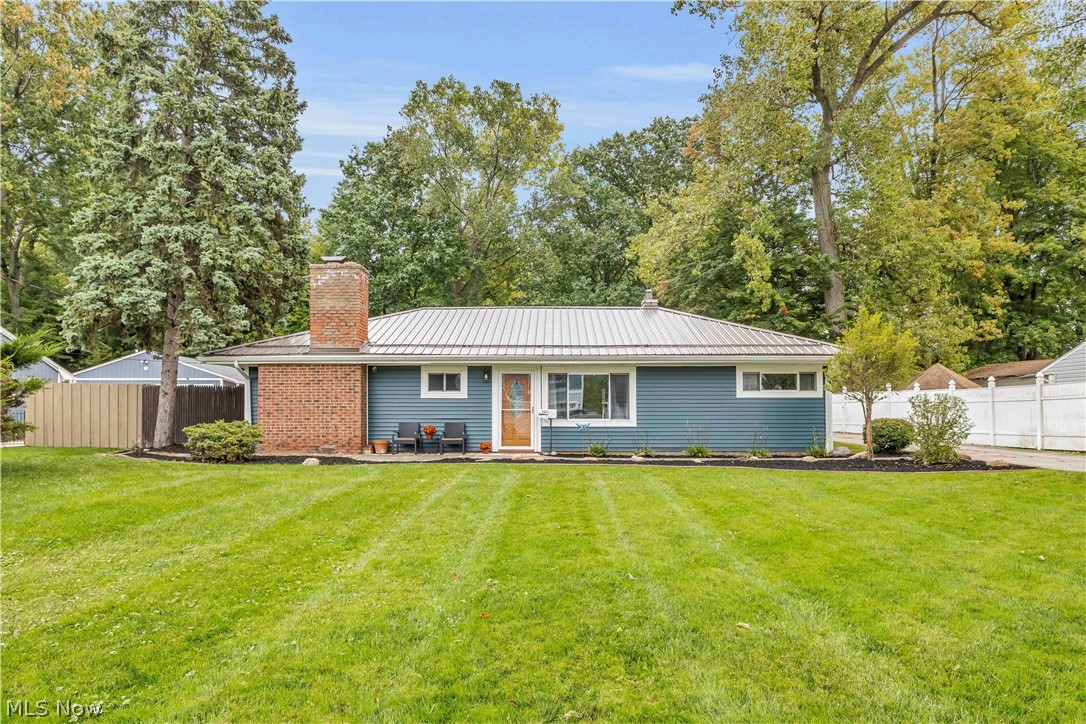 5821 Lake Road