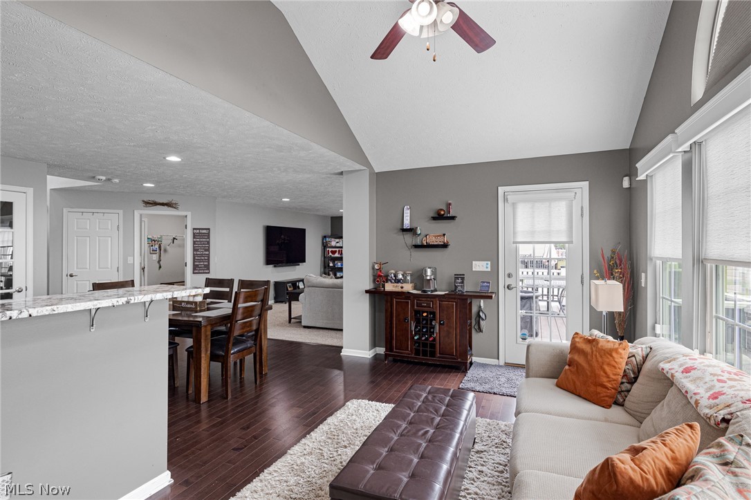 3228 Burnham Drive Property Photo 12