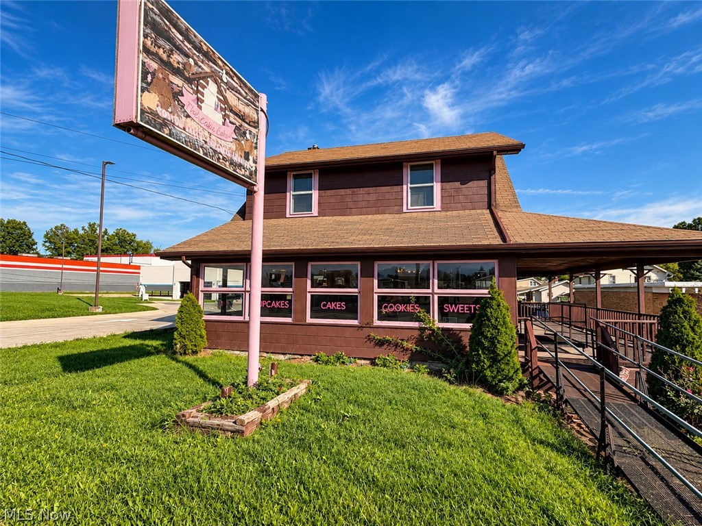 5416 Mahoning Avenue Property Photo