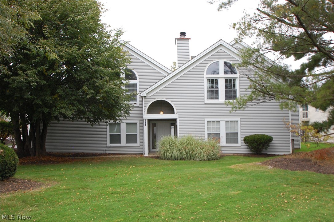 7488 Huntington Drive Property Photo 1