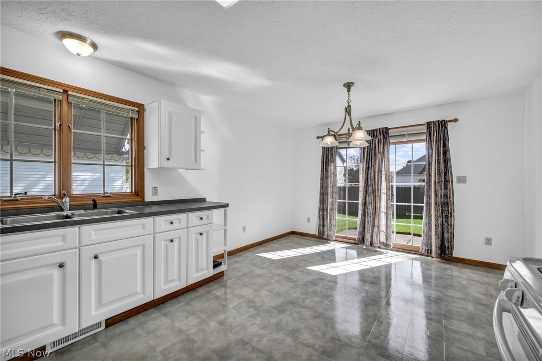441 Pemberton Drive Property Photo 8