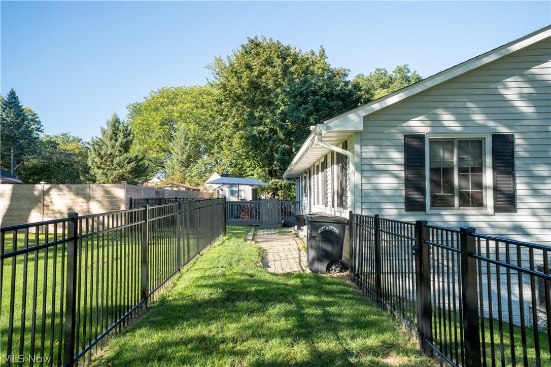 110 Berkshire Road Property Photo 6