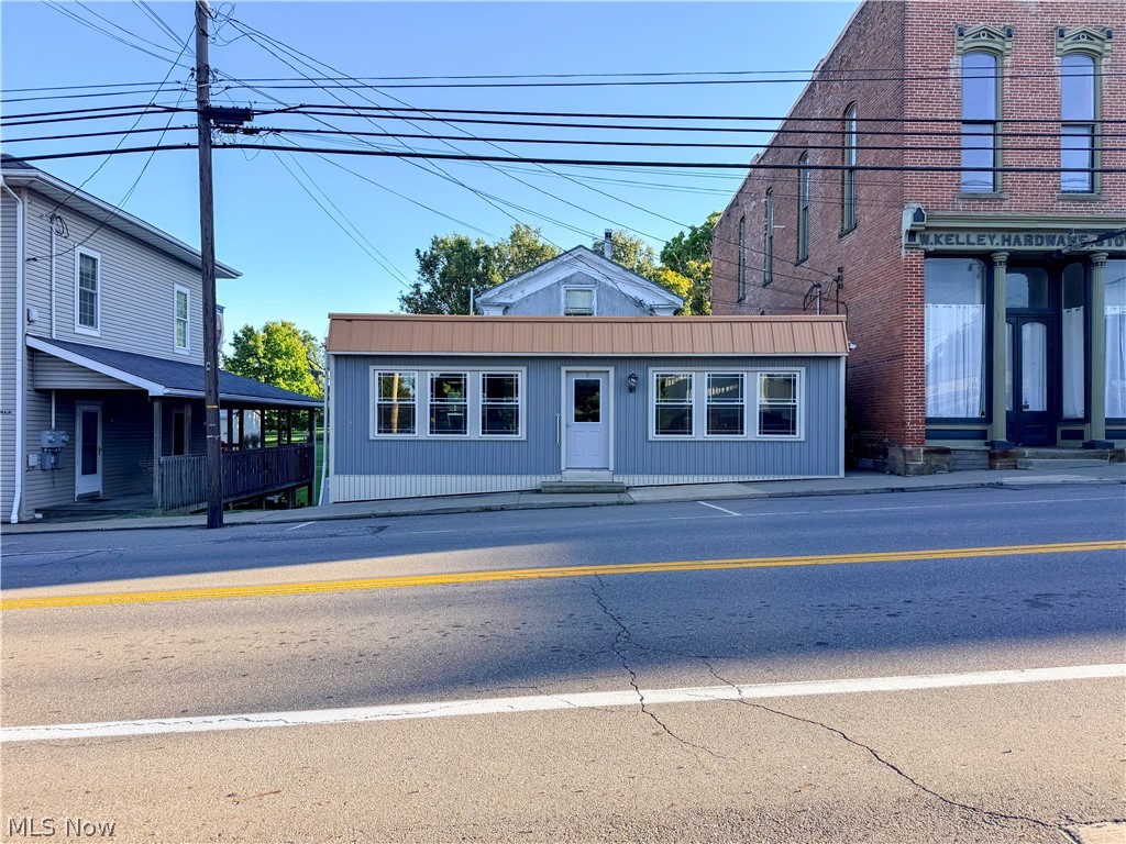 9 E Main Street Property Photo 1