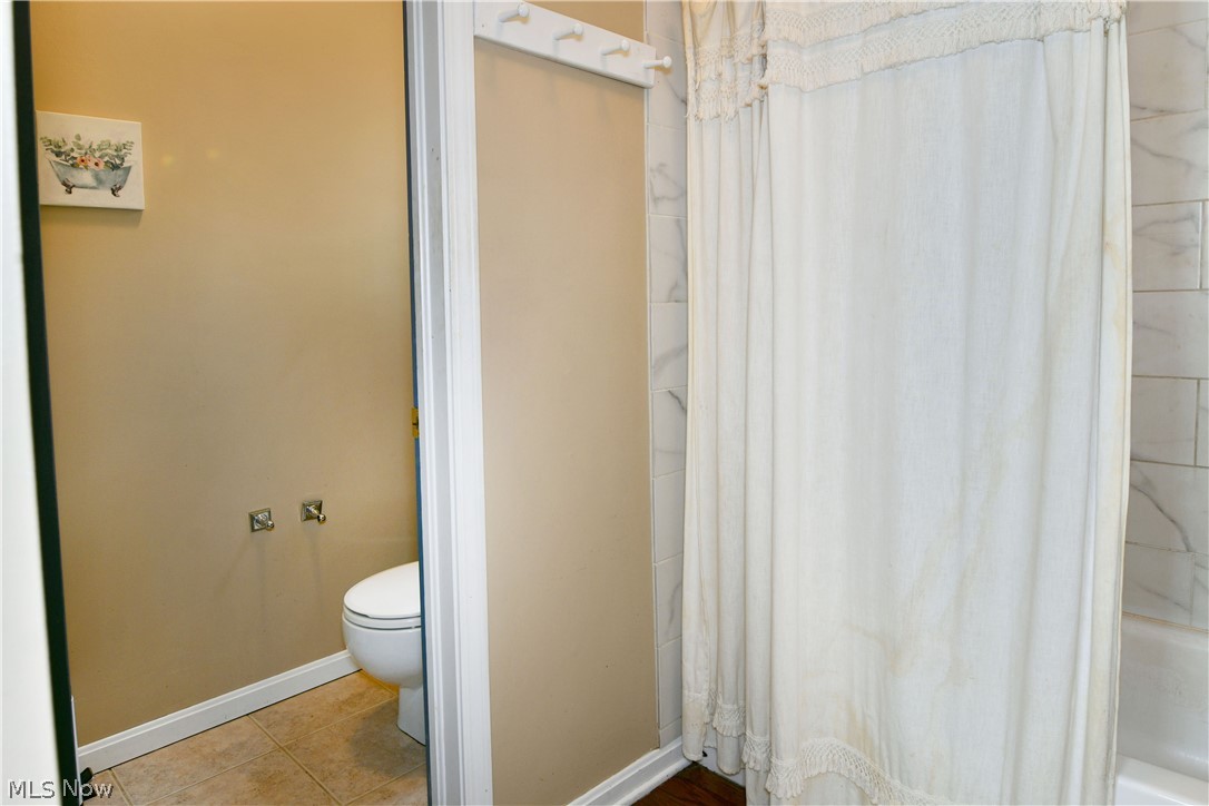 5249119 Property Photo 32