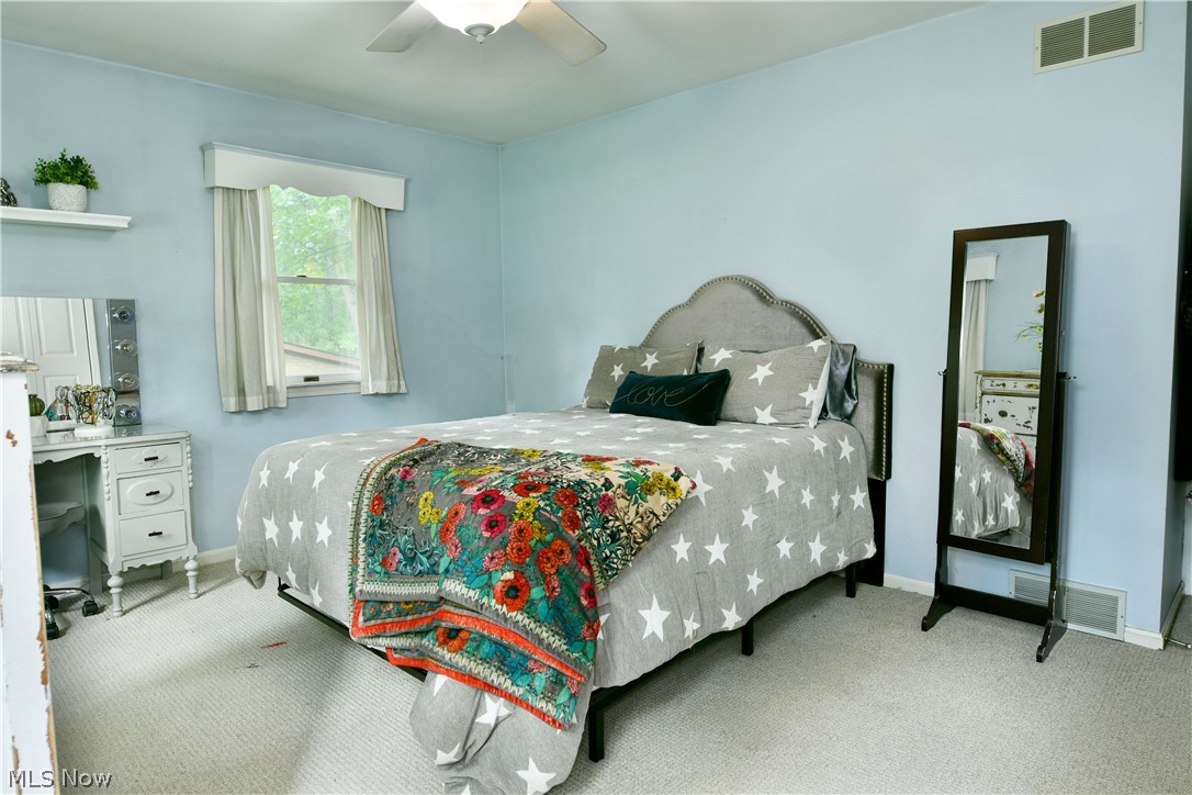 5249119 Property Photo 38