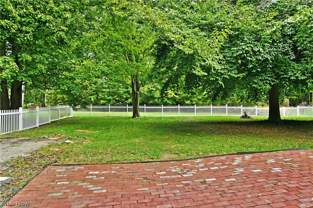 5249119 Property Photo 45