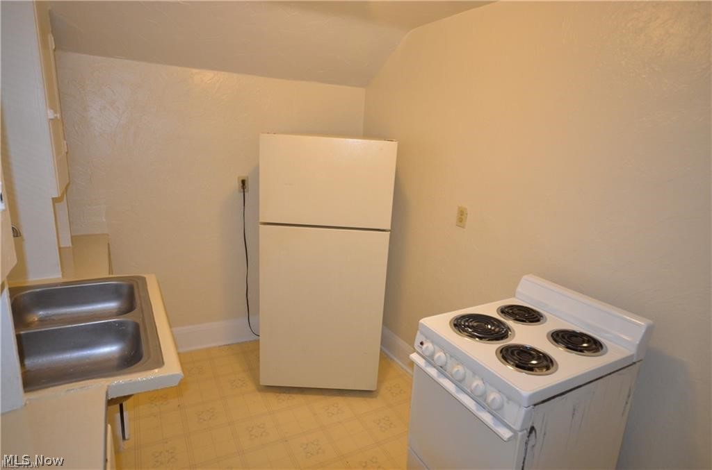 774 Copley Road Property Photo 30