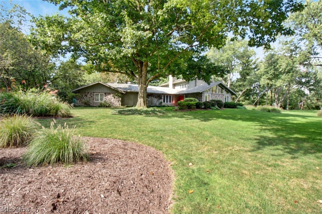 2025 Lyndway Road Property Photo