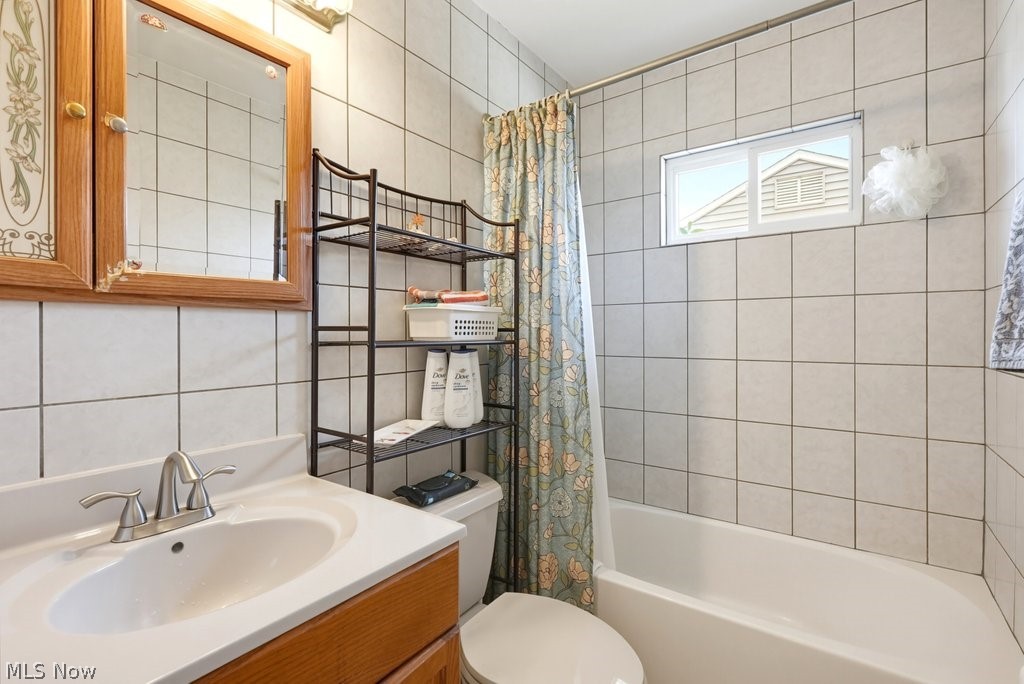 11052 Naomi Drive Property Photo 14