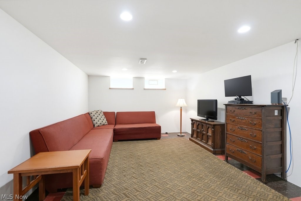 11052 Naomi Drive Property Photo 15