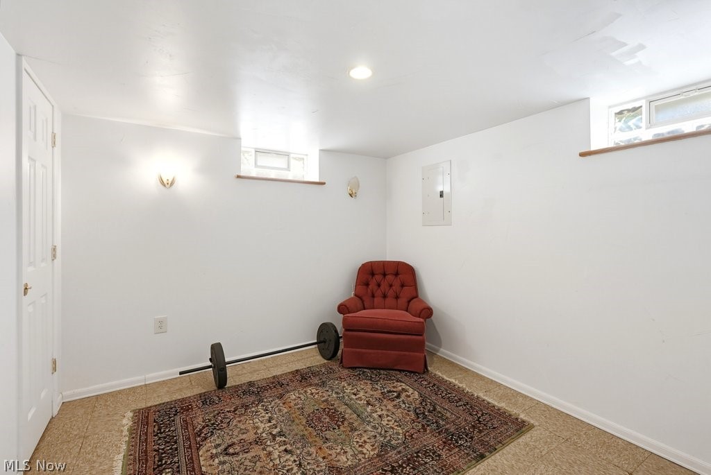 11052 Naomi Drive Property Photo 17