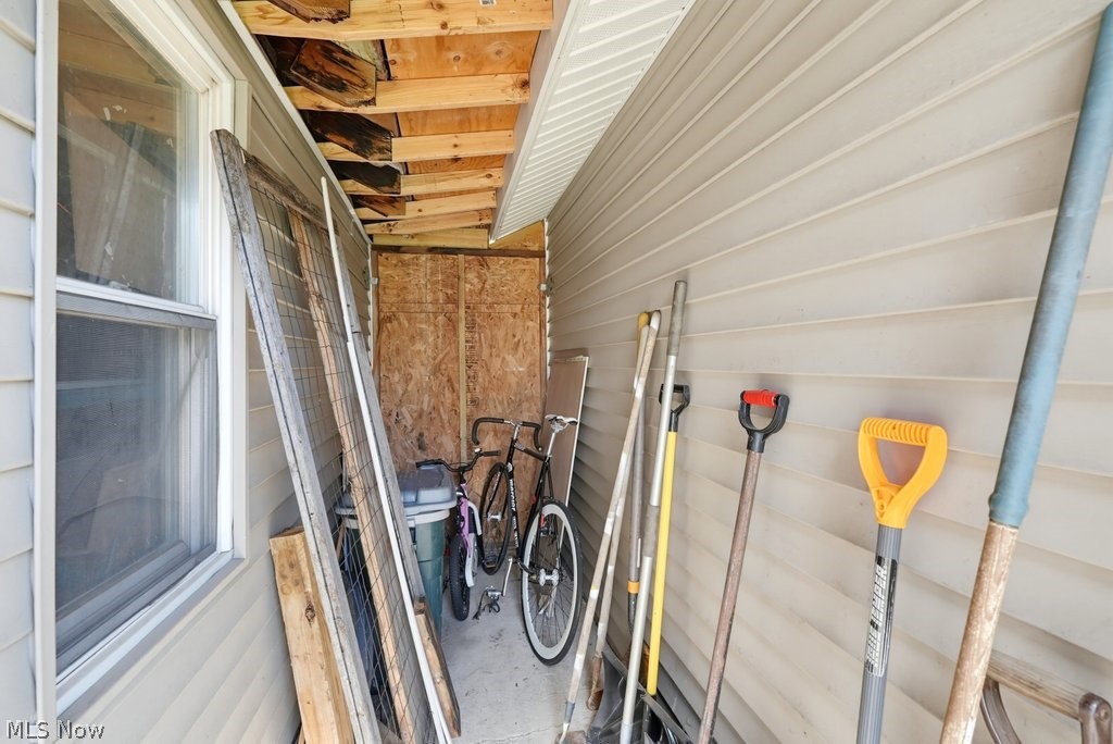 11052 Naomi Drive Property Photo 25