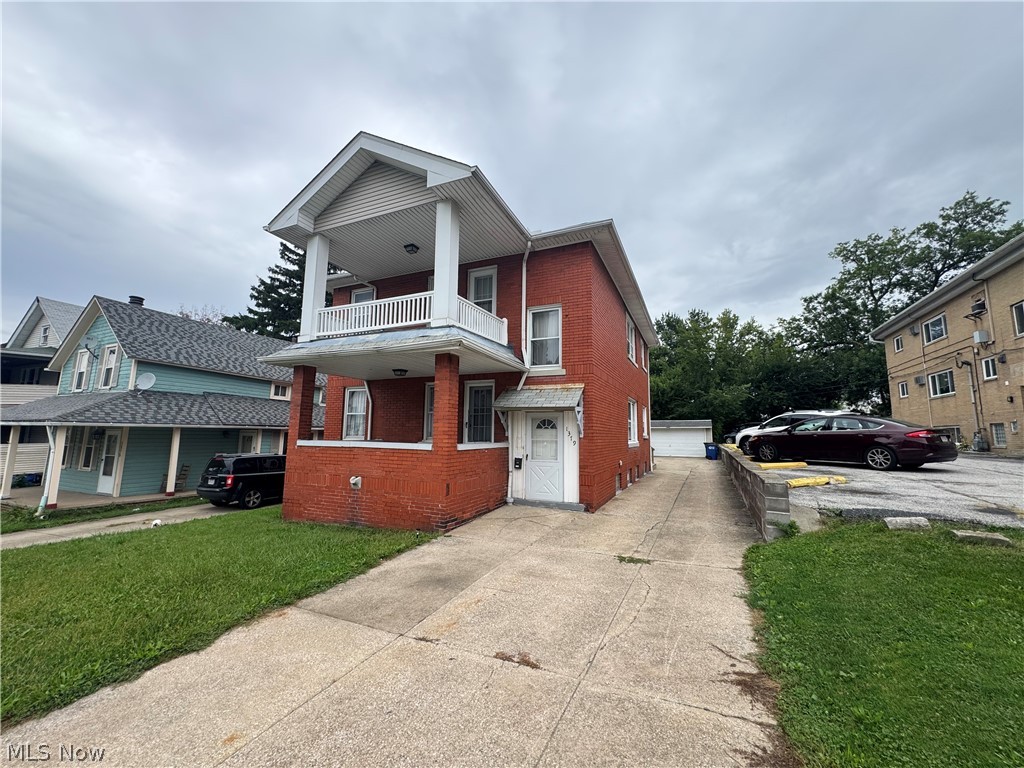 1379 W 95th Street