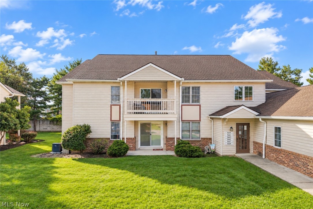 5663 Gateway Lane Property Photo 1
