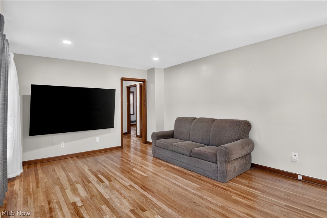 6940 Paxton Road Property Photo 4