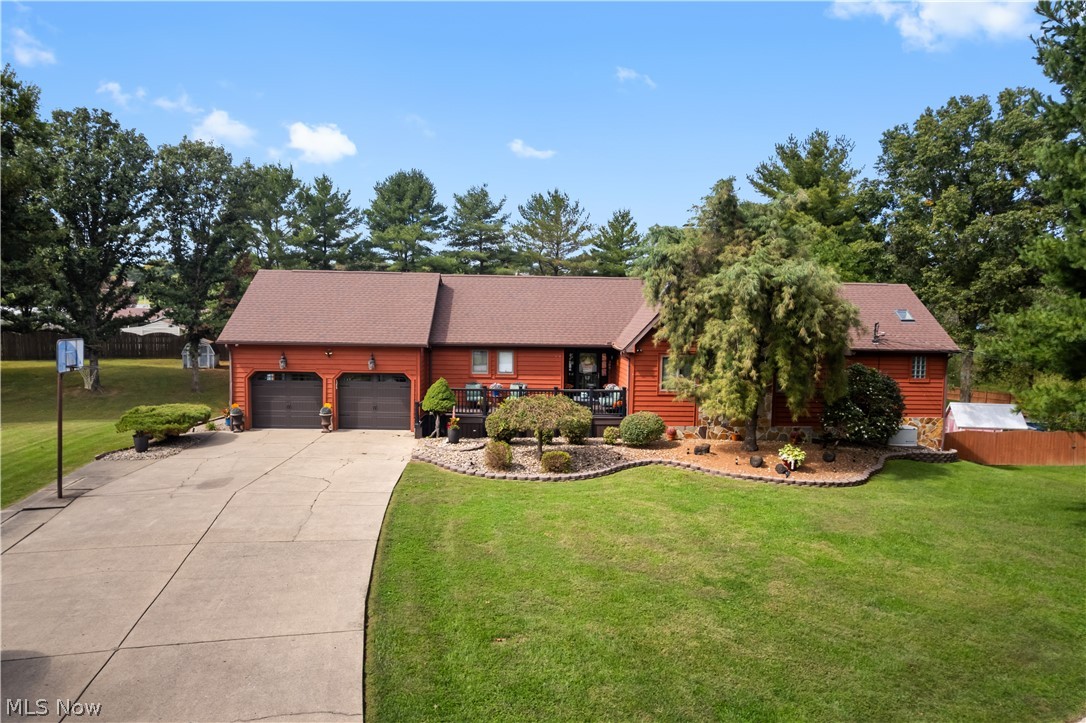 389 Meadowland Drive Property Photo 1
