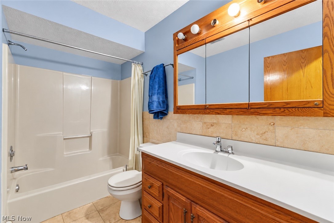 8935 Oberlin Road Property Photo 14