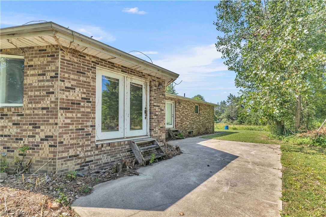 8935 Oberlin Road Property Photo 15