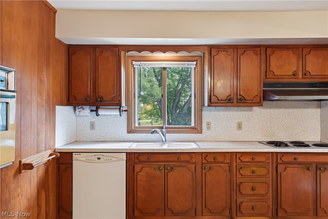 5715 Skyline Drive Property Photo 18