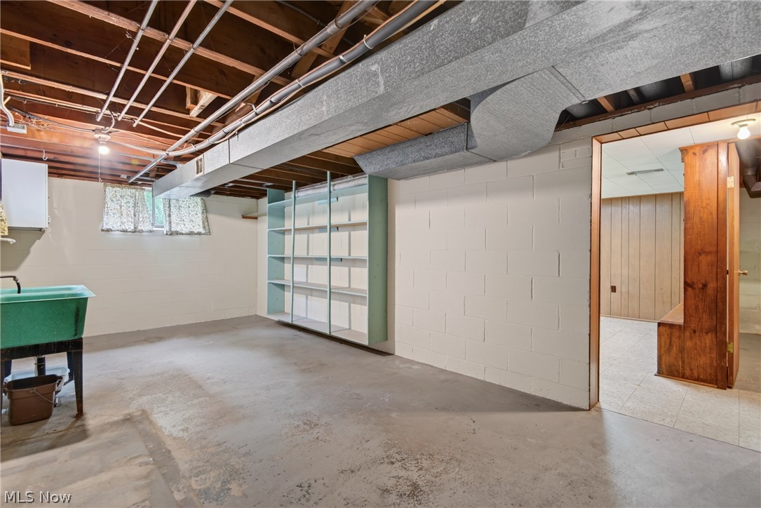 5715 Skyline Drive Property Photo 38