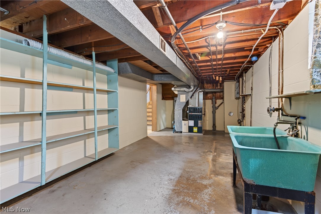 5715 Skyline Drive Property Photo 40