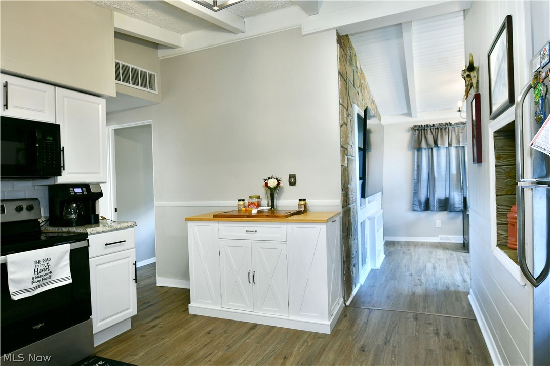 837 Pinecrest Road Property Photo 17