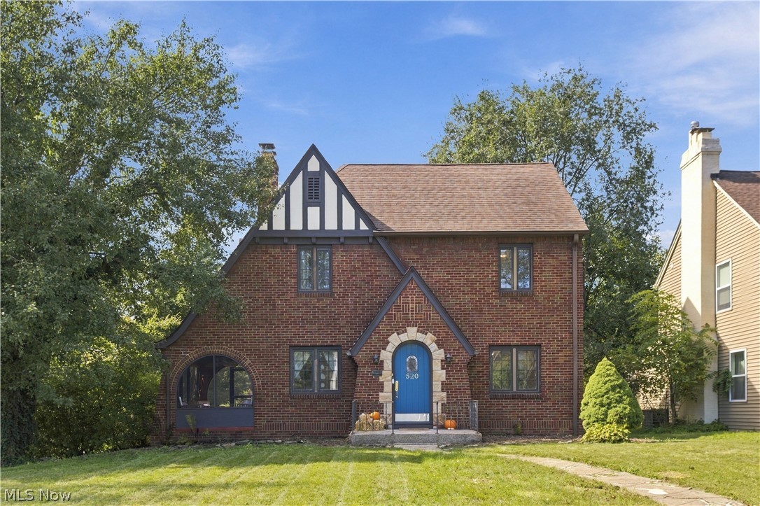 520 Mineola Avenue Property Photo