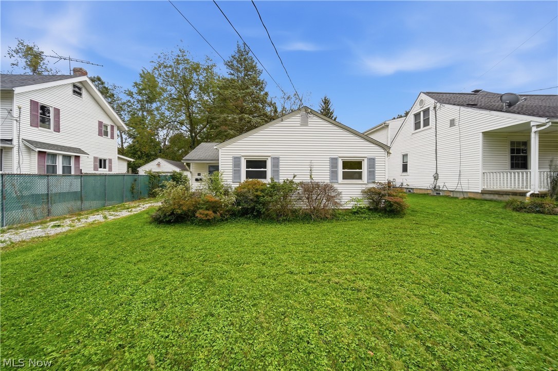 155 Hawk Avenue Property Photo 1