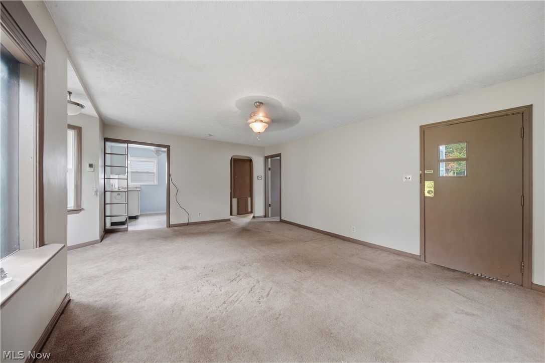 155 Hawk Avenue Property Photo 2
