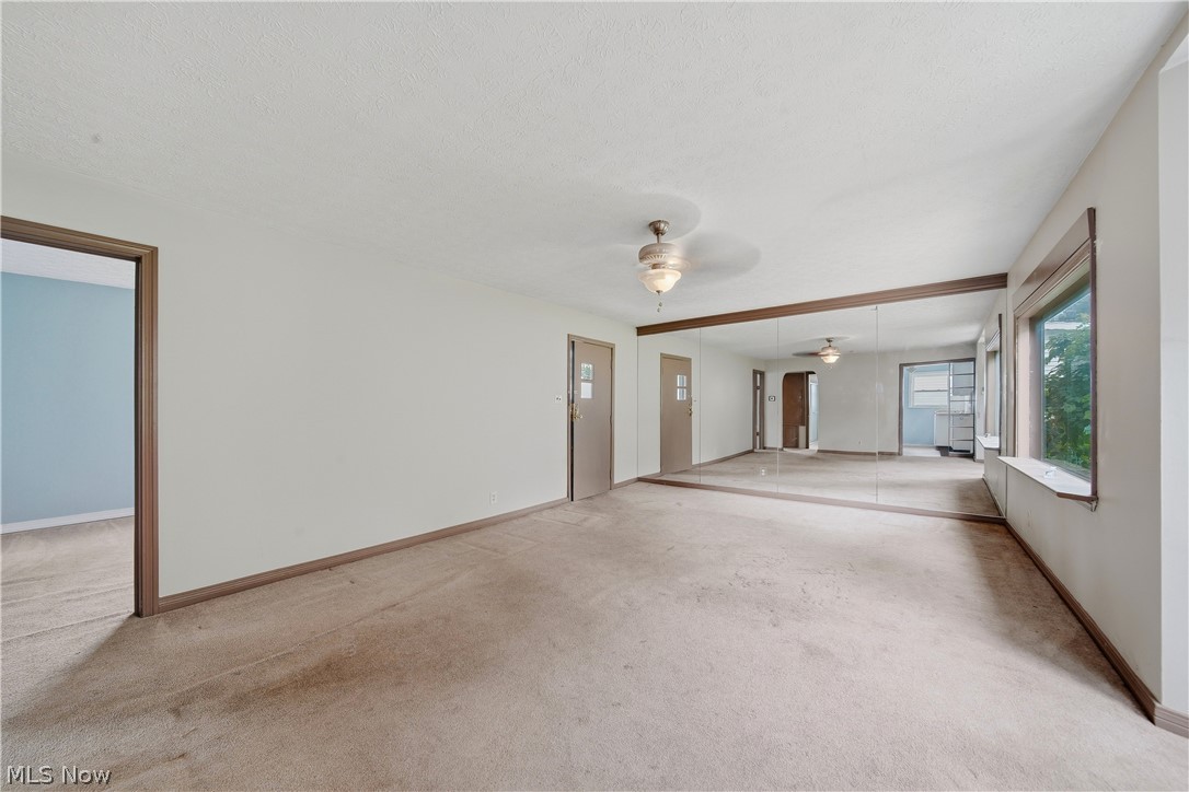 155 Hawk Avenue Property Photo 5