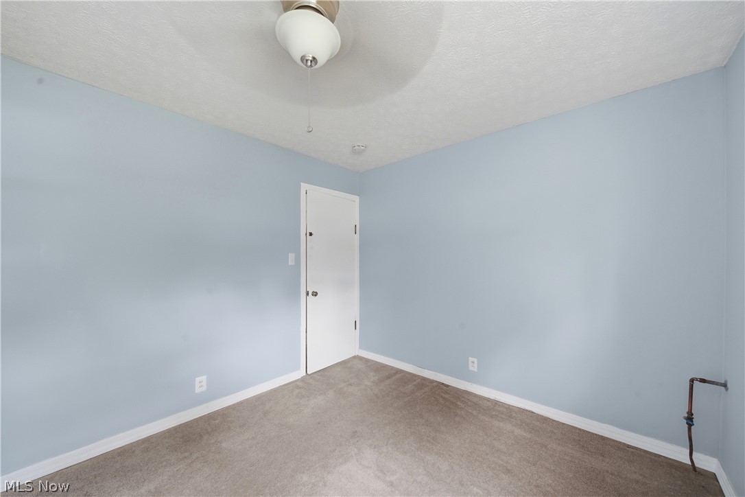 155 Hawk Avenue Property Photo 14